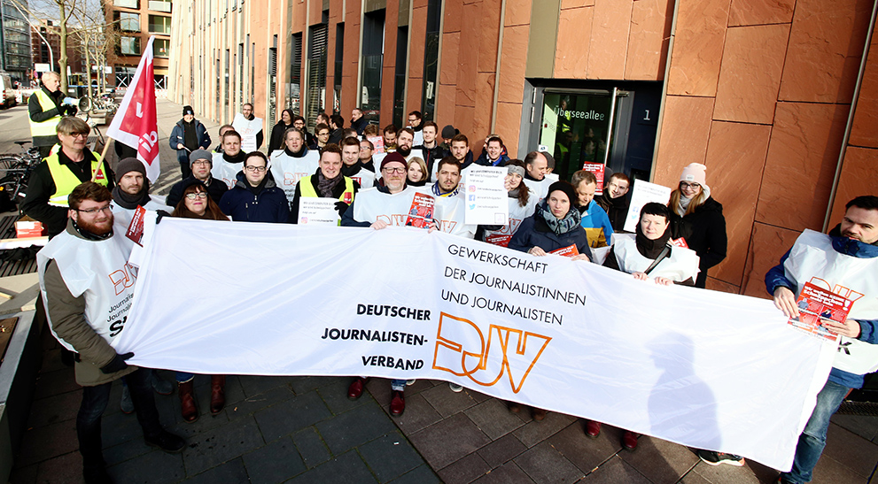  – Ende November legten die Mitarbeiter von Computer Bild für mehrere Stunden die Arbeit nieder. (Foto: Florian Büh/www.Gutes-Foto.de)