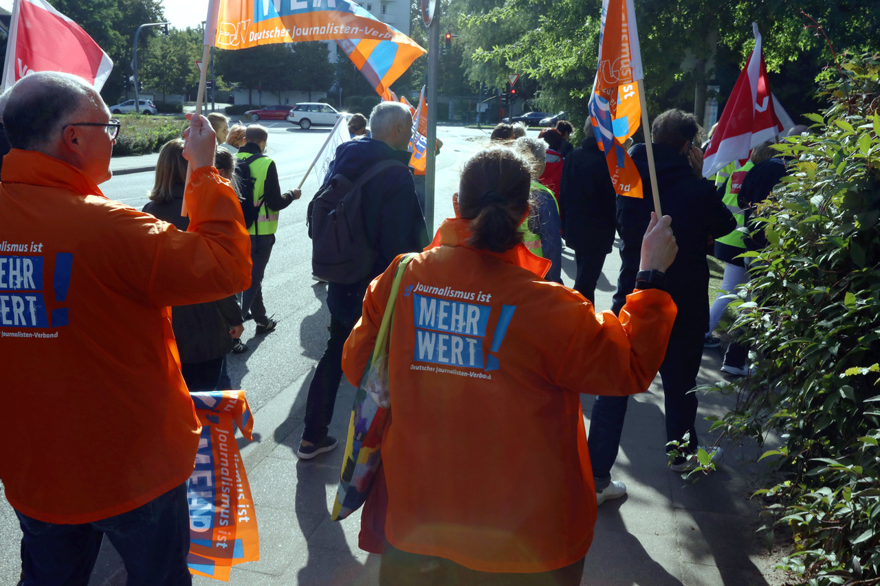  – Mehrere Warnstreiks hatten die Tarifrunden begleitet. (Foto: Florian Büh, www.Gutes-Foto.de)